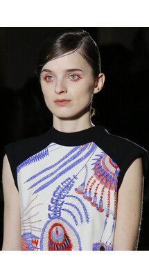 Details Dries Van Noten Fall 2018 Ready-to-Wear , Детали коллекции Дрис Ван Нотен осень зима 2018 , Fashion show , неделя моды в Париже , PFW , Paris Fashion Week , Mainstyles
